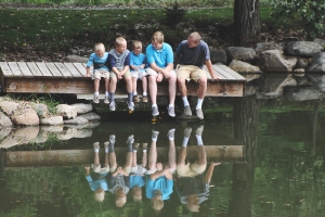 the heine family // a morning at the lake